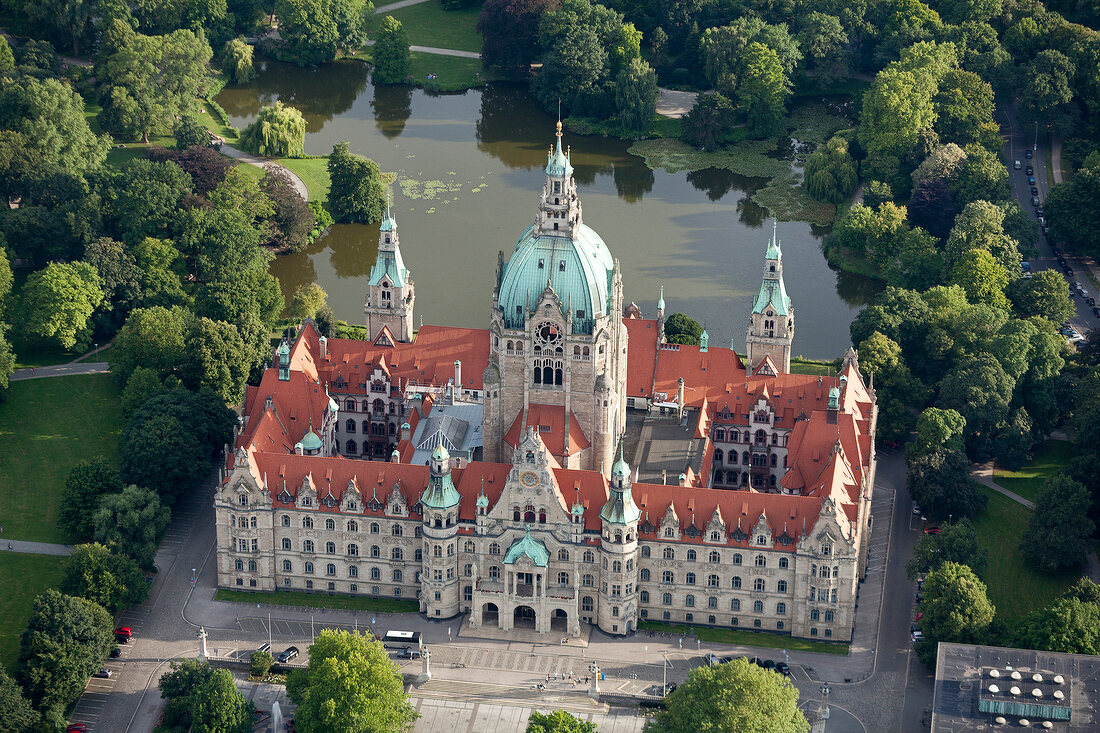 Aerial view of Maschpark, Maschteich and New Town Hall in Hannover, Germany