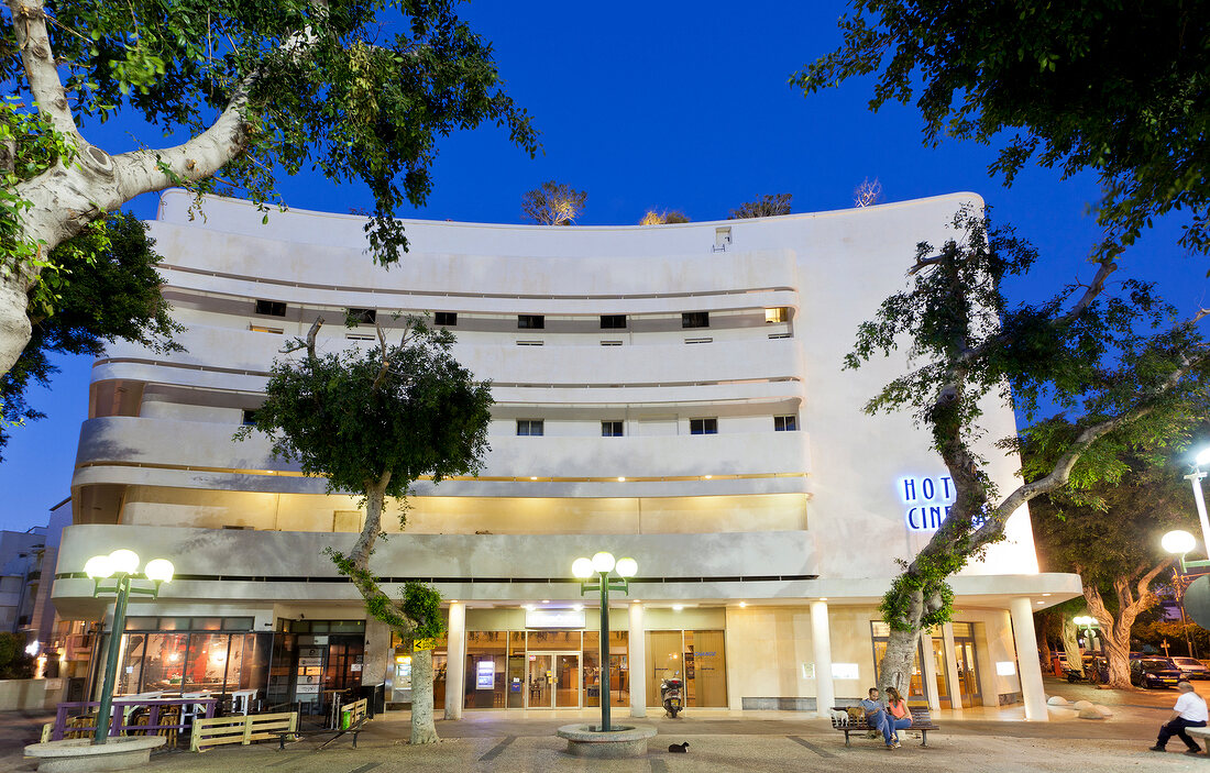 Israel, Tel Aviv, Dizengoff Platz, Cinema Hotel, Bauhaus-Stil, Lichter