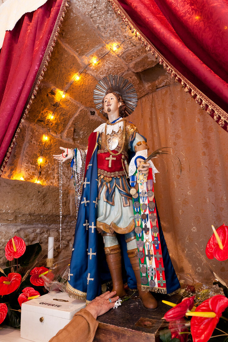 Sardinien, Nora, Cagliari Fest, Sant'Efisio, Statue