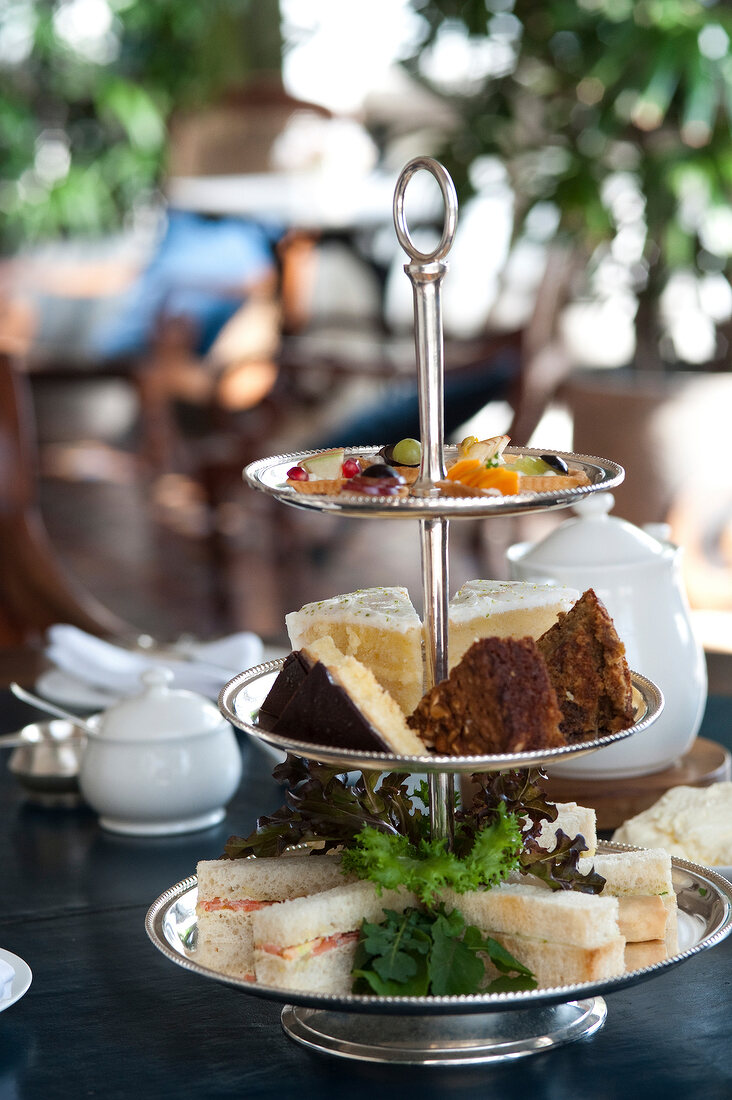 Sri Lanka, Galle Fort, Amangalla Hotel, Veranda, Teatime, Etagere