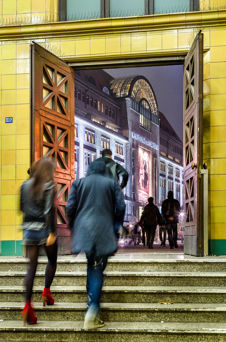 View of Kaufhaus des Westens and traffic at night, Wittenbergplatz, Berlin, Germany