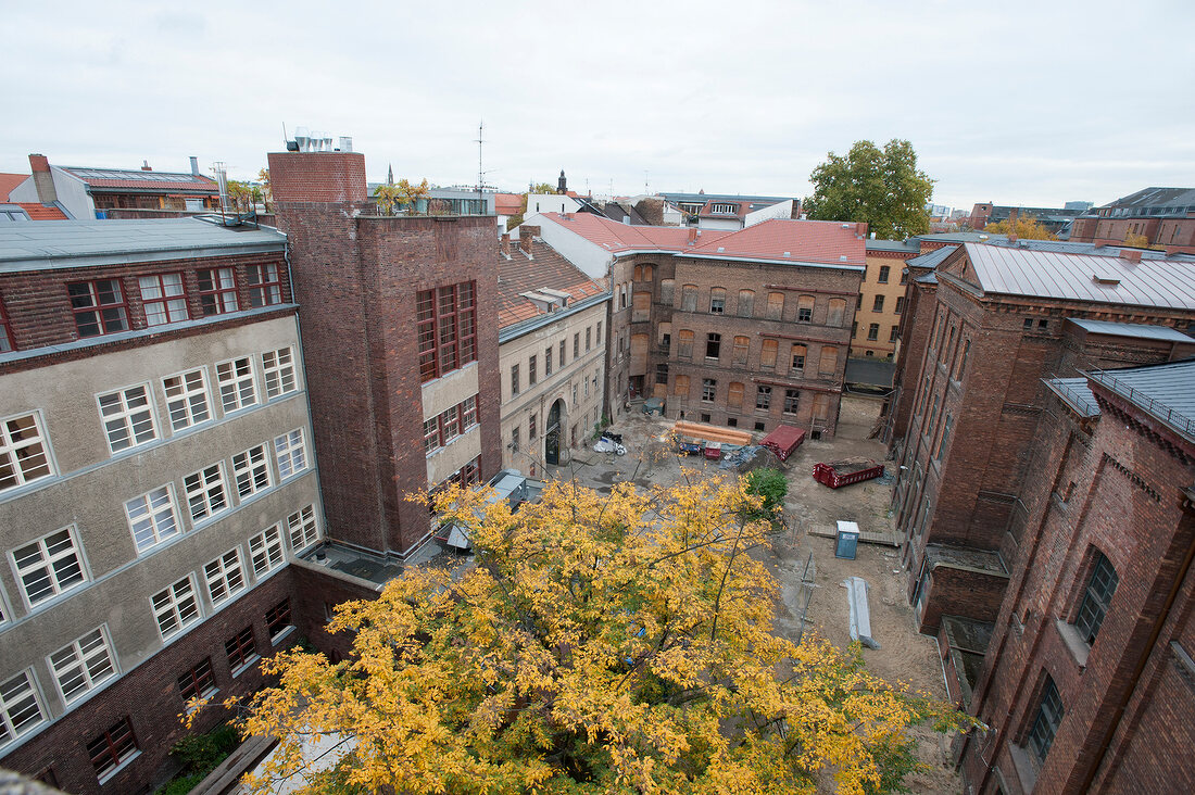 Berlin, ehemalige Mädchenschule, Blick in Innenhof