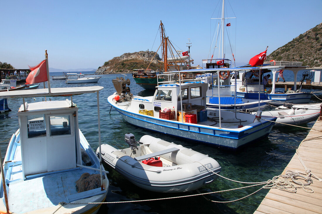 Türkei, Türkische Ägäis, Halbinsel Bodrum, Gümüslük, Hafen