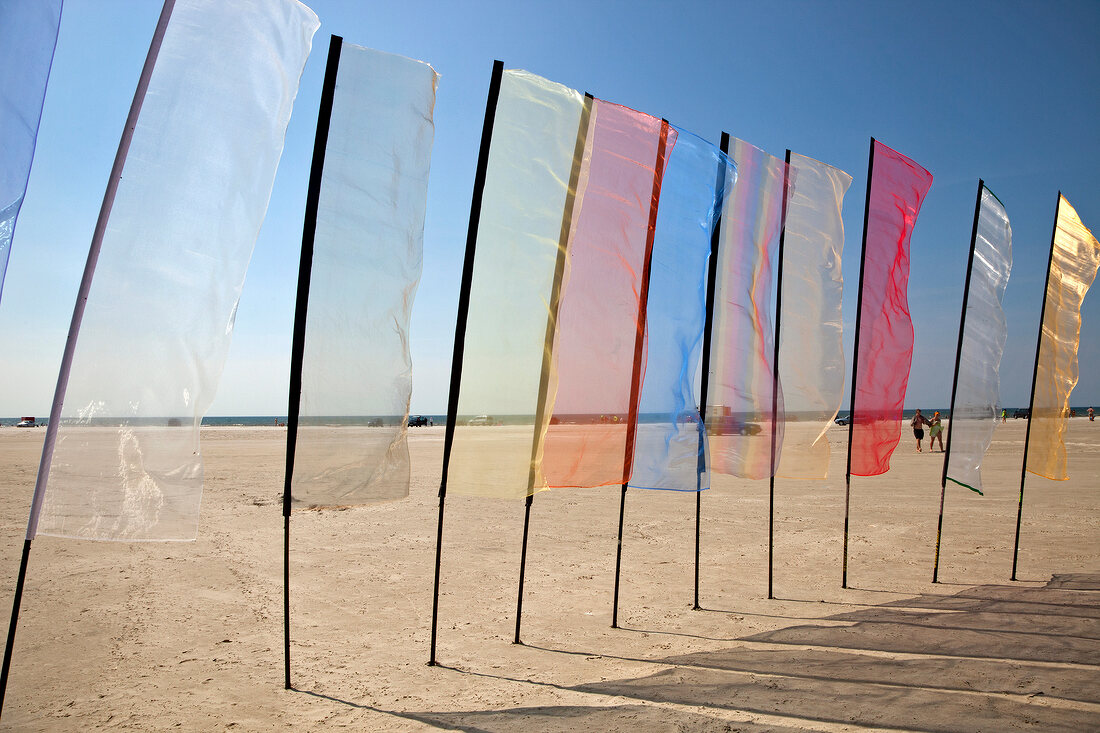 Dänemark, Fanö, Strand, Himmel, Drachenfest, Fahnen, bunt