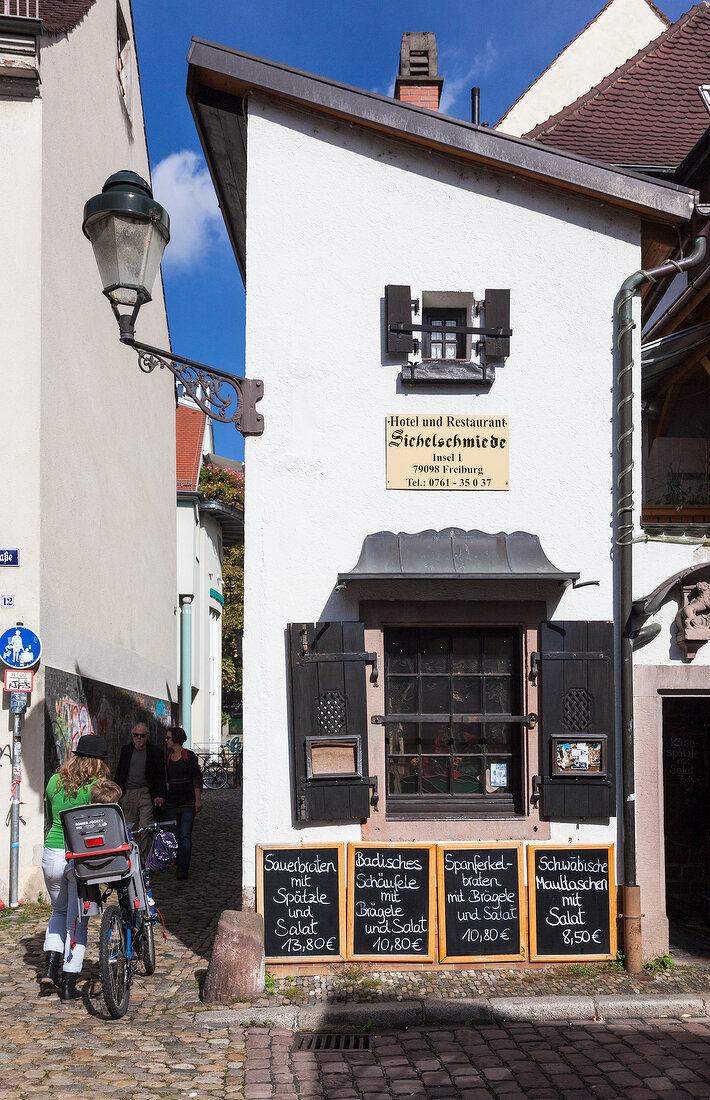 Freiburg, Hotel-Restaurant  auf der Insel