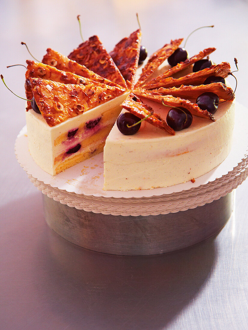 Cherry pie with vanilla ice cream and hazelnut brittle