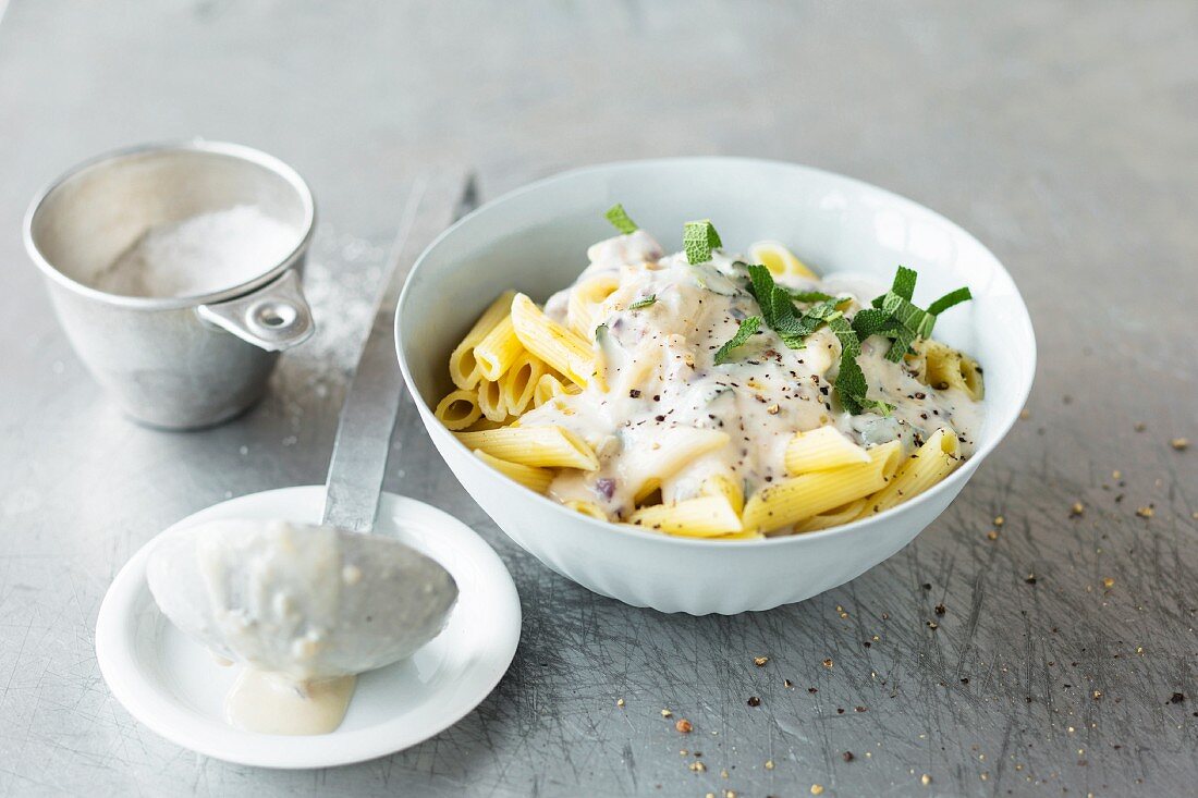 Pasta Quattro Formaggi (penne with cheese sauce)