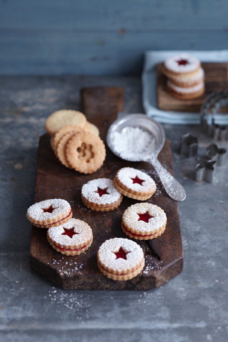 Jammy shortbread biscuits