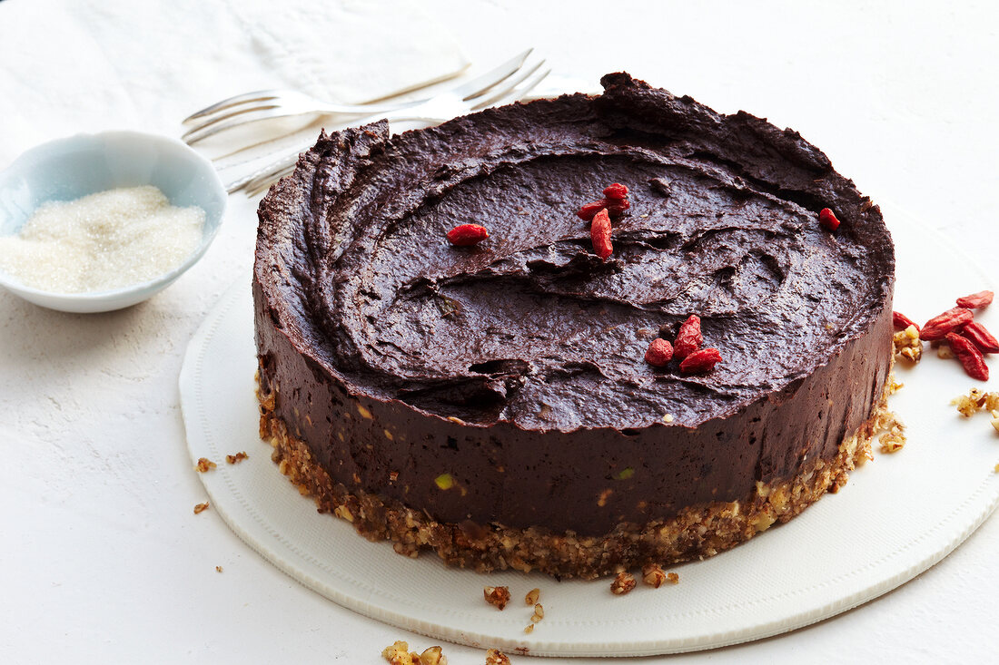 vegan, Avocado-Schokoladen-Tor te, ohne Backen, Creme, dunkel