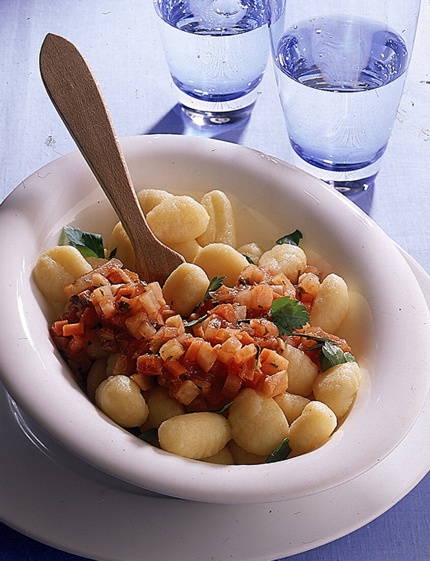 Gnocchi mit Gemüse-Bolognese 