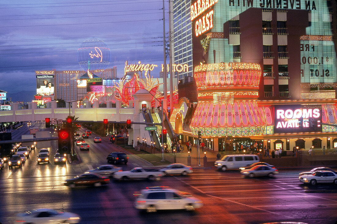 Der legendäre Strip bei Nacht (Las Vegas Blvd. South)