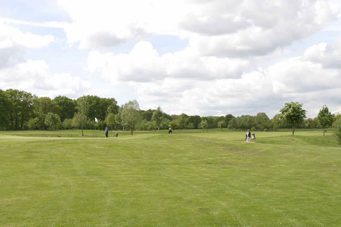 Marriott Treudelberg-Hotel-Hamburg Golfplatz mit Restaurant