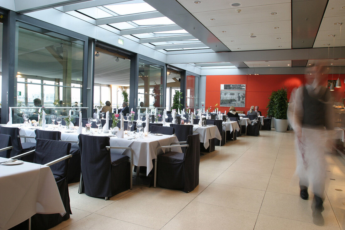 Dachgarten Restaurant im Deutschen Bundestag Restaurant Essen und Trinken Szenerestaurant