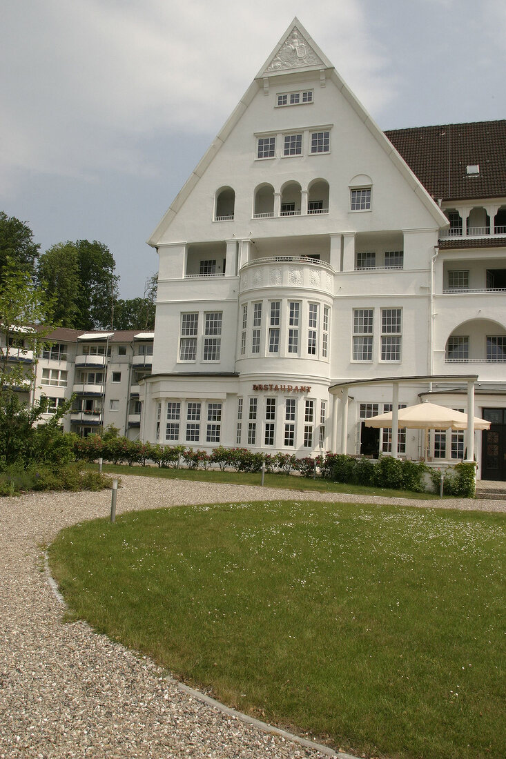 Strandhotel Glücksburg Hotel in Glücksburg Gluecksburg aussen