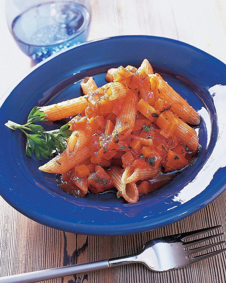 Penne mit Möhren-Sugo 