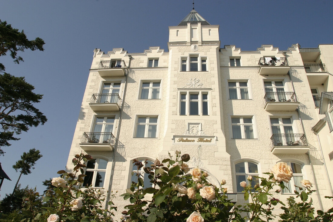 Palace Hotel in Zinnowitz auf Usedom außen