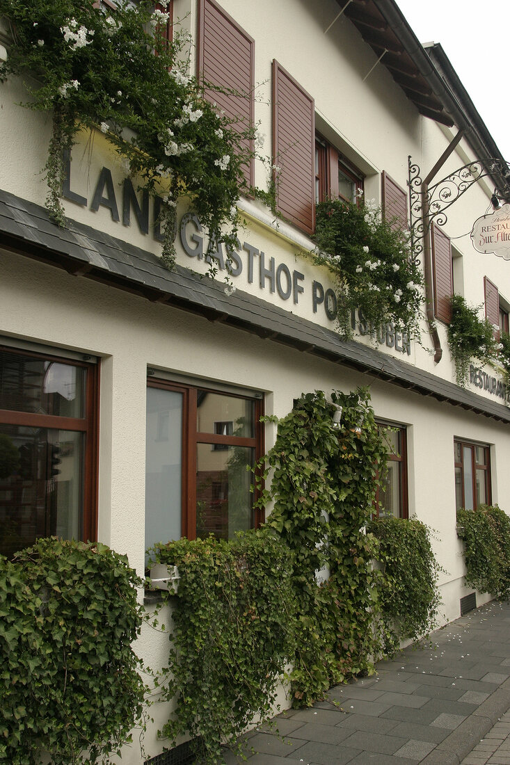 Steinheuers Landhaus Hotel mit Restaurant in Bad Neuenahr-Ahrweiler Rheinland-Pfalz Deutschland