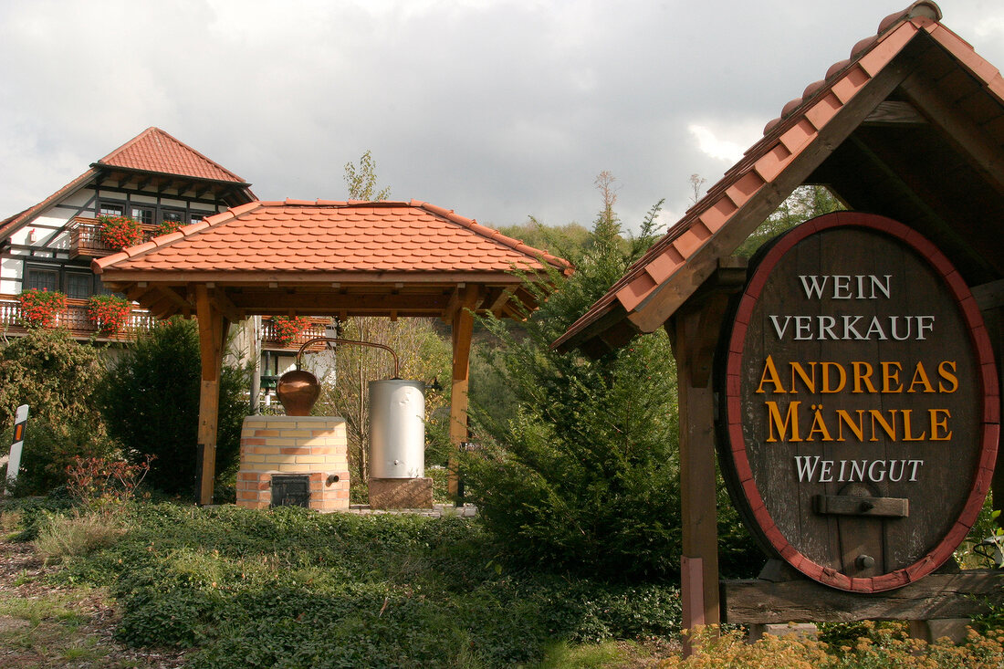 Andreas Männle Andreas Maennle Weingut mit Weinverkauf in Durbach Baden-Württemberg