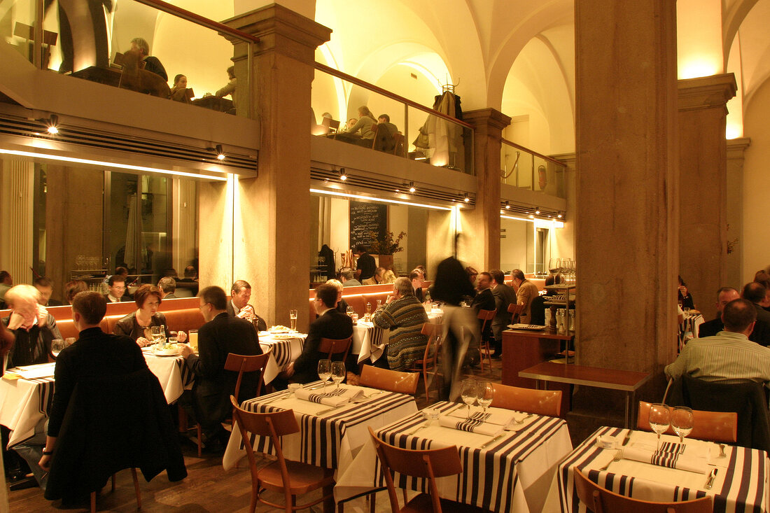 OskarMaria Restaurant Brasserie Gaststätte