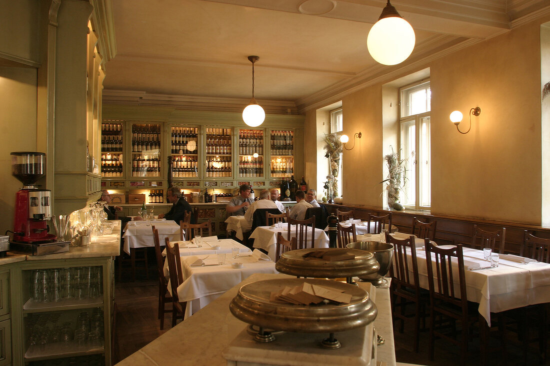 Vinaiolo Restaurant Gaststätte Gaststaette in München