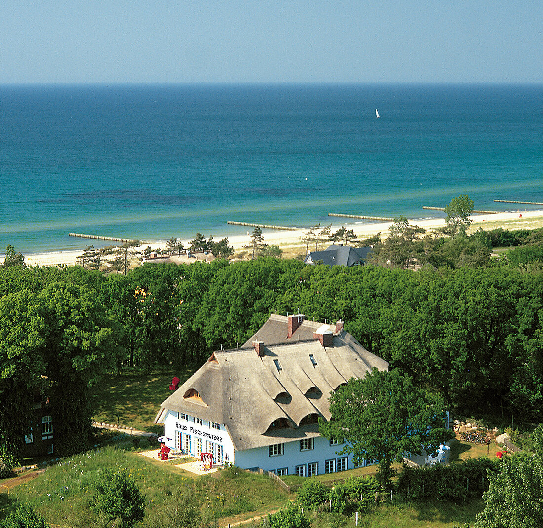 Romantikhotel Fischerwiege auf der Halbinsel Darß, Ostseeküste