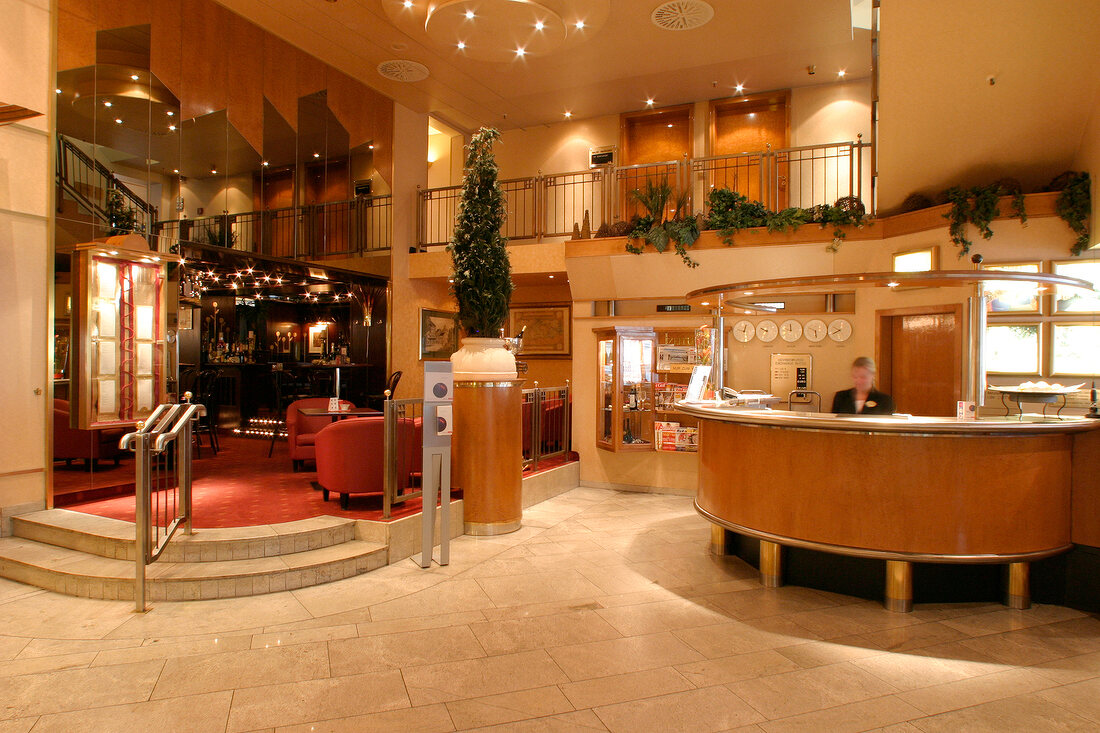 Holiday Inn Hotel mit Restaurant in Dortmund Nordrhein-Westfalen Nordrhein Westfalen