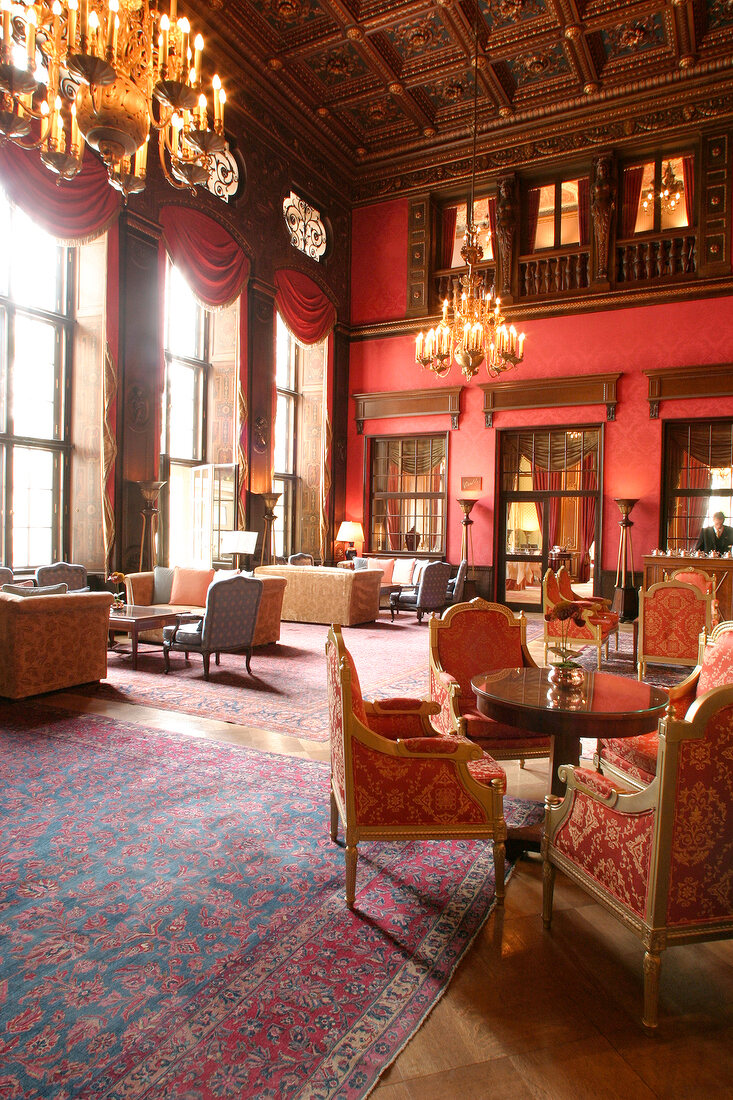 Schlosshotel im Grunewald Hotel mit Restaurant in Berlin Deutschland Übernachtung