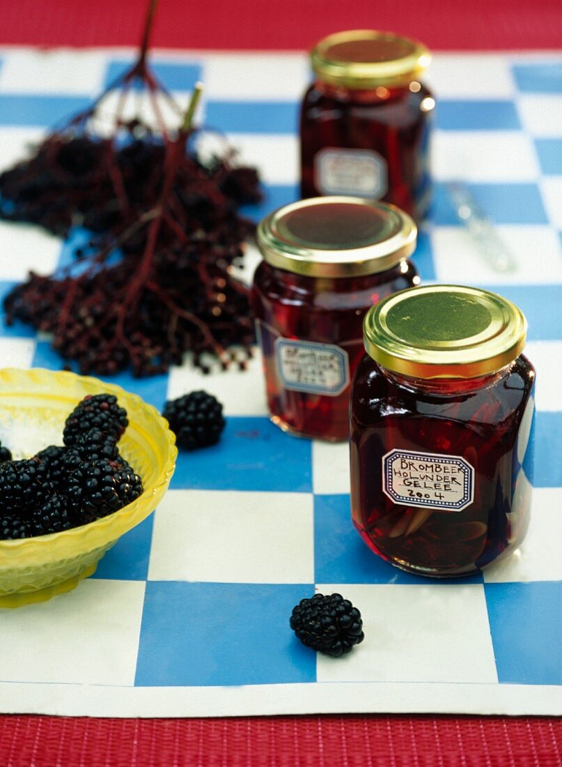 Blackberry and elderberry jelly with lemongrass