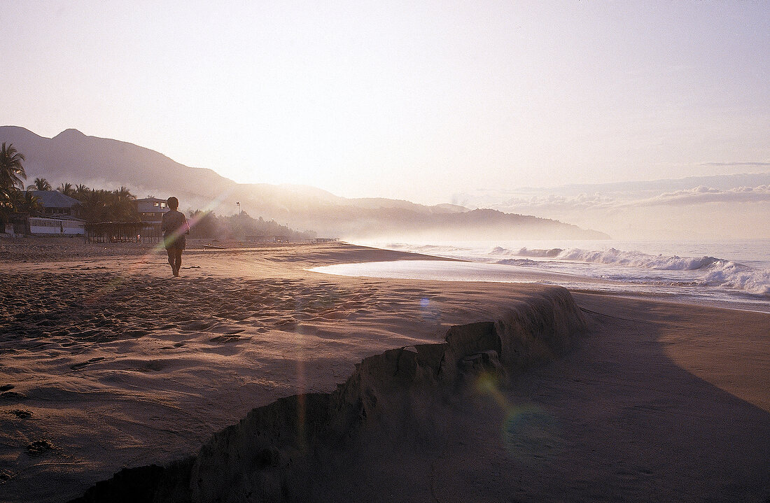 View of sunrise at beach Acapulco
