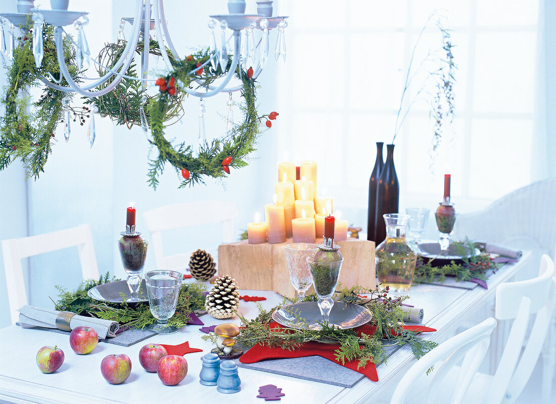Christmas table decoration with wreath and other decorations