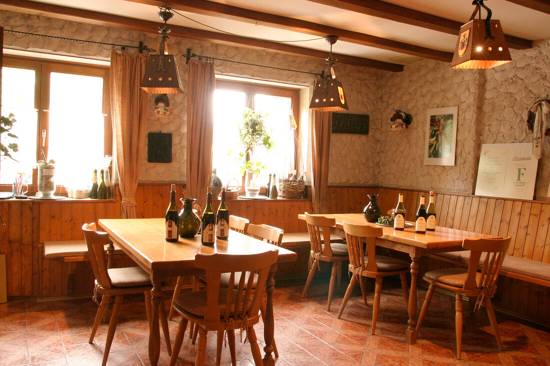 Hedesheimer Hof Weingut mit Weinverkauf in Stadecken-Elsheim Stadecken Elsheim Rheinland-Pfalz