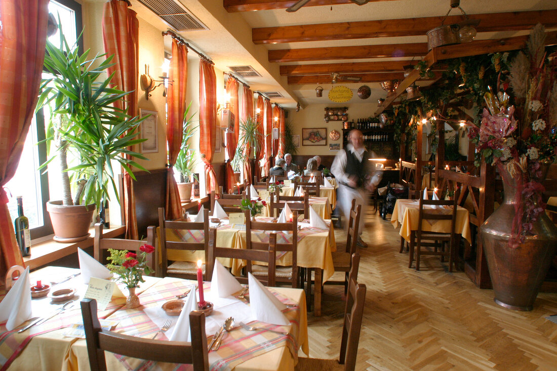 Giardino Il Giardino Restaurant Gaststätte