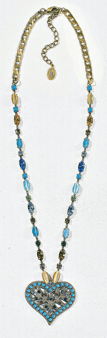 Halskette mit Steinen und Herz Anhaenger