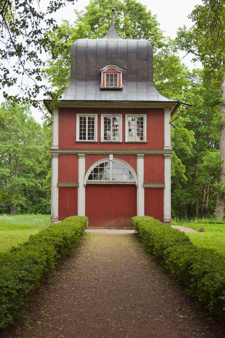 Orellen, Lettland, Herrenhaus im Barockstil, aussen