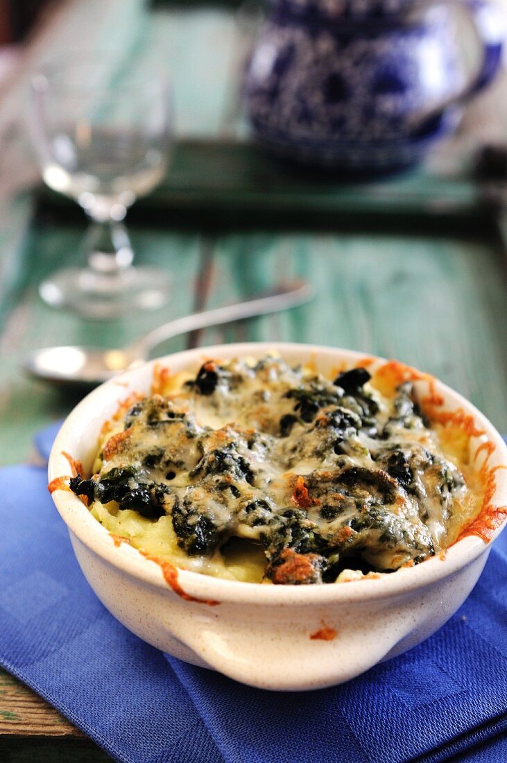 Potato, spinach and cheese bake