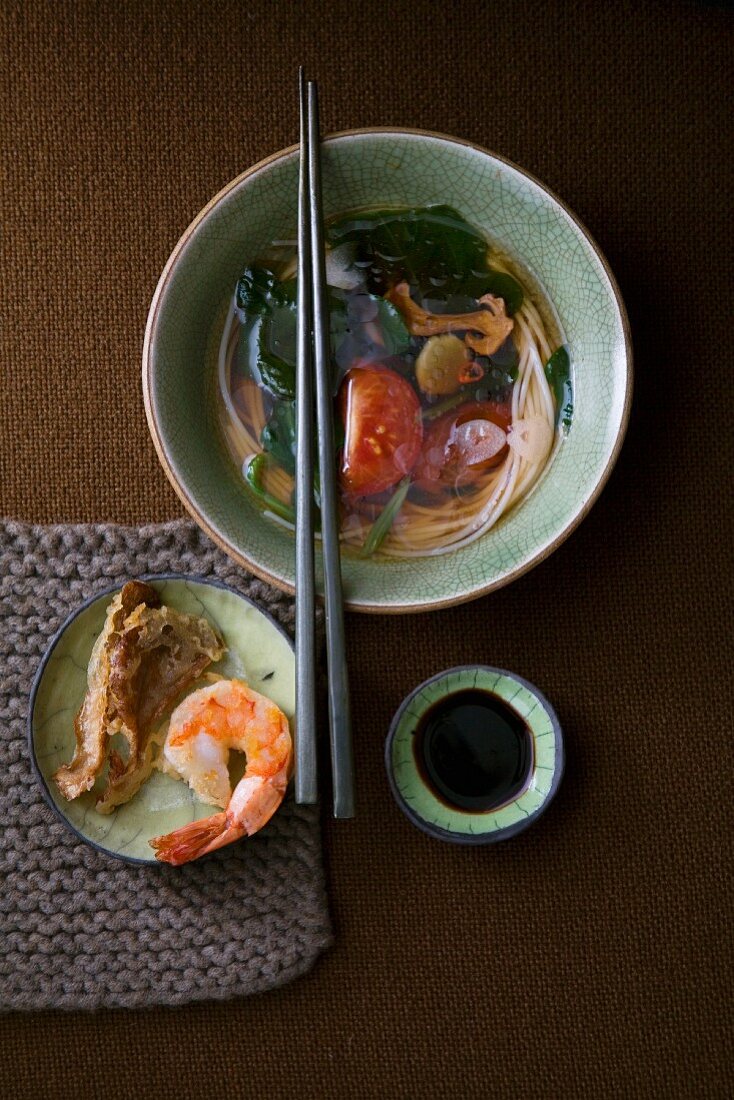 Vegetable soup with pasta and prawn (Thailand)