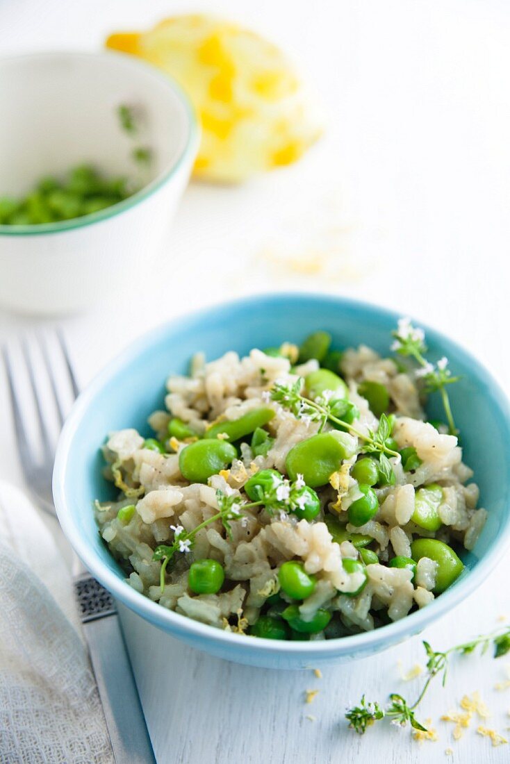 Erbsen-Bohnen-Risotto mit Zitrone und Thymian