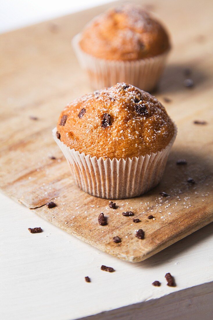 Muffins with sugar and chocolate chips