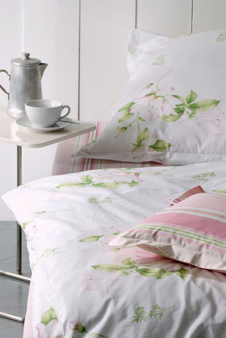 Floral bed linen