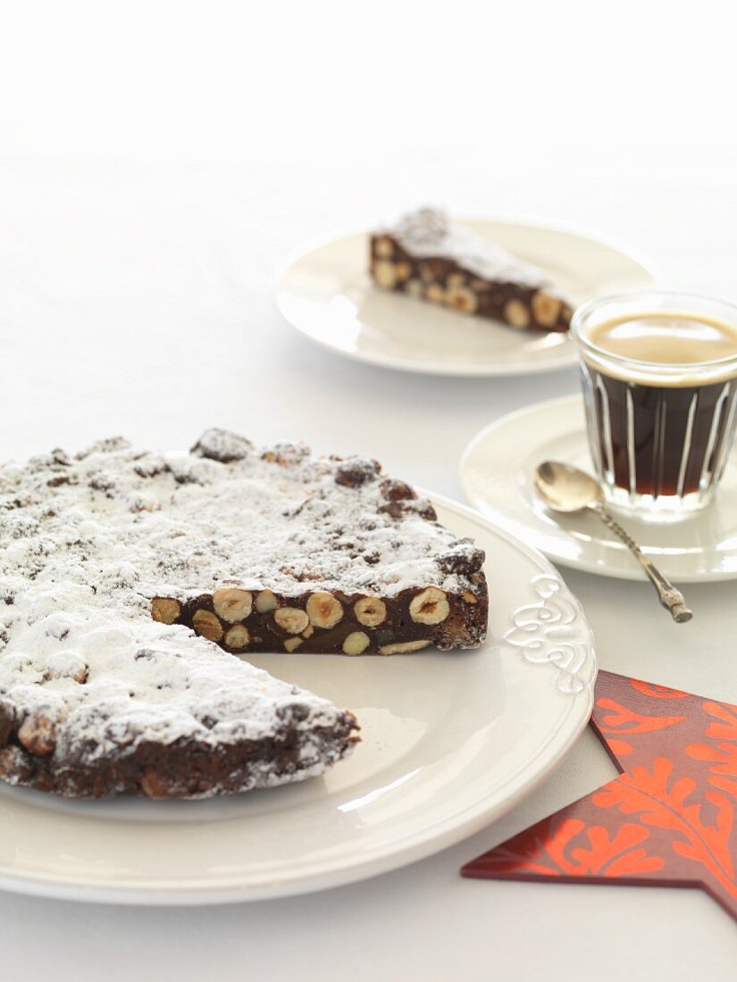 Panforte e caffè (Früchtekuchen und Kaffee, Italien)