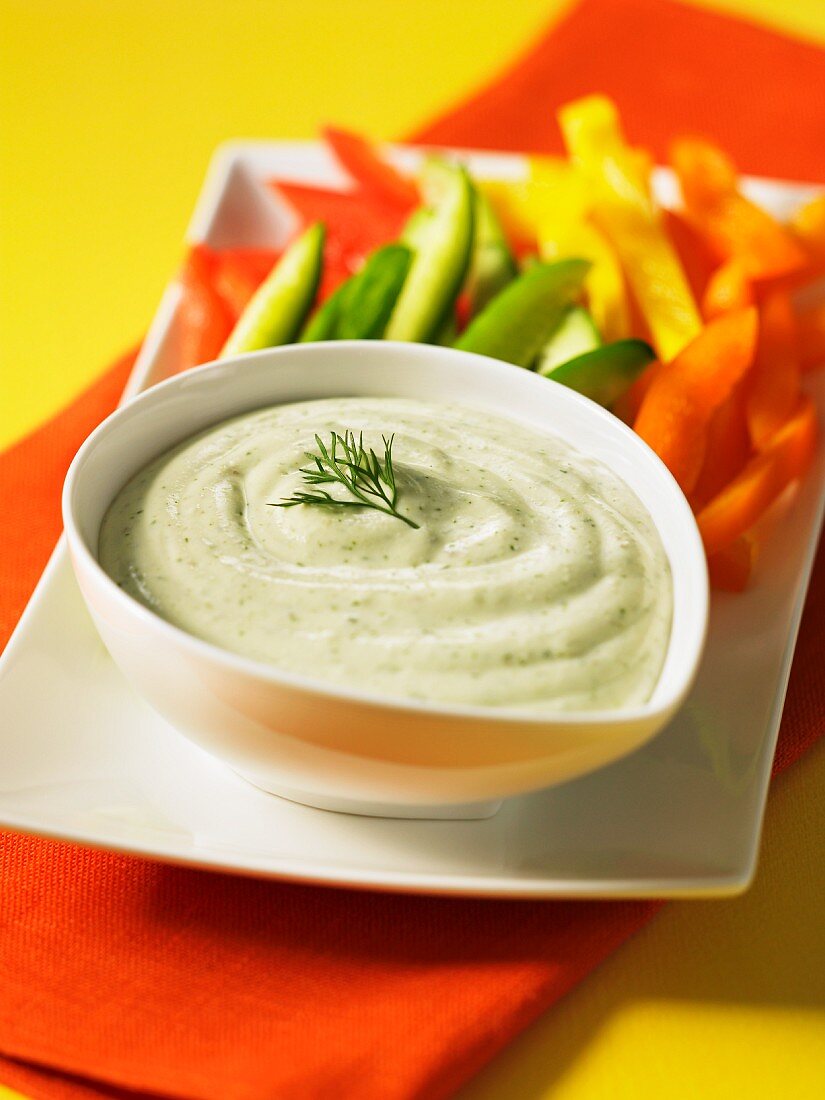 Dill dip and vegetable crudités