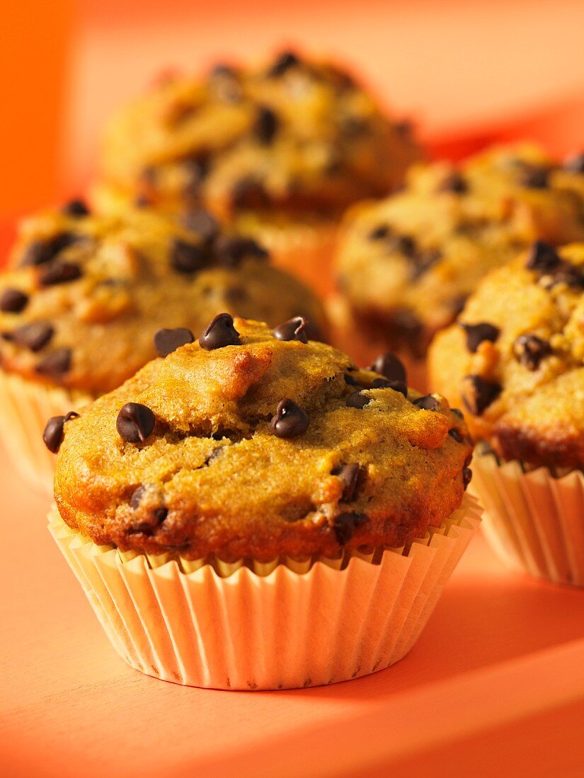 Wholemeal muffins with pumpkin and chocolate chips