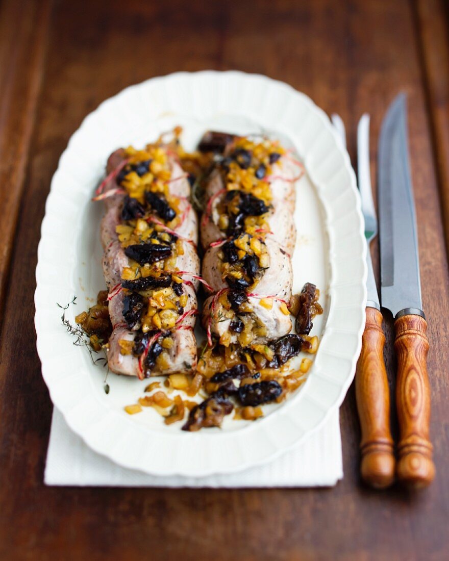 Stuffed pork fillet with apples and prunes