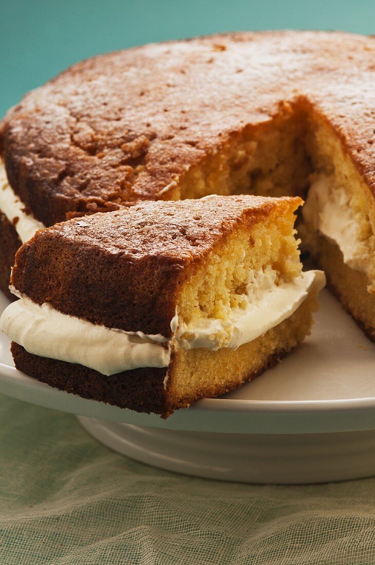 Lemon cake with a cream filling