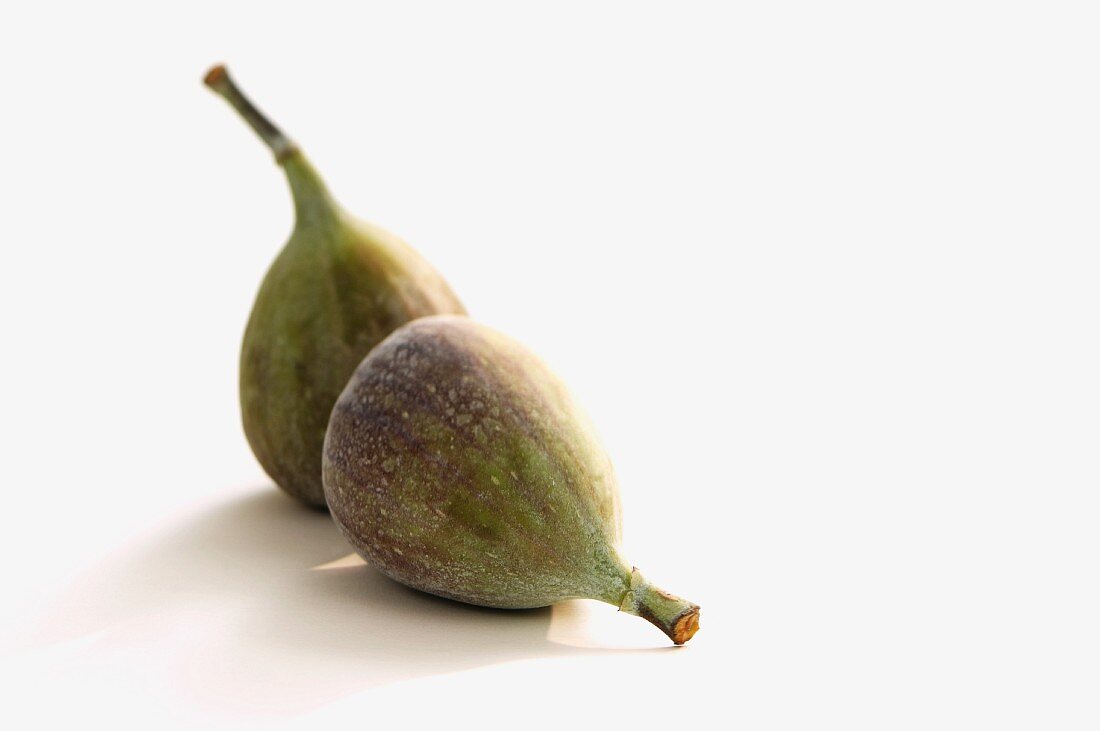 Two fresh figs