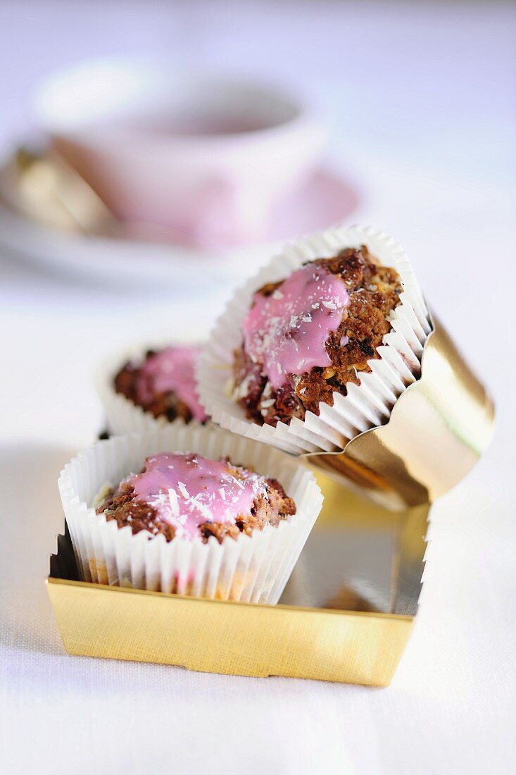 Fruit tea muffins