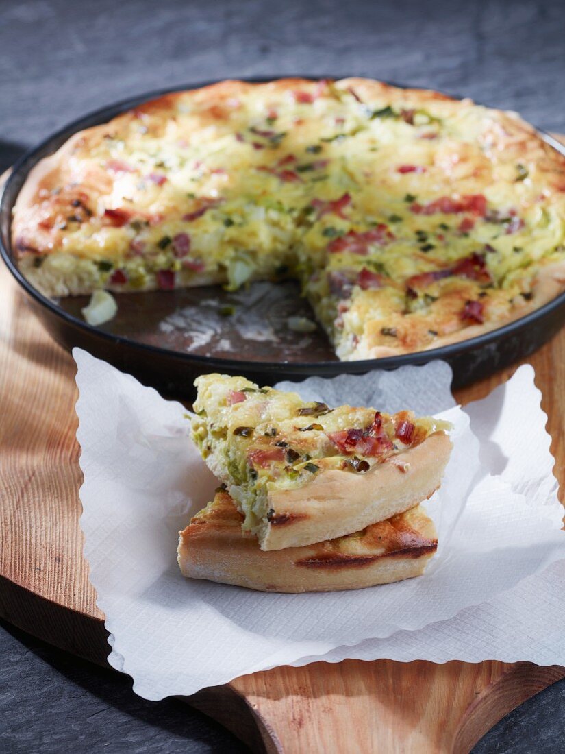 Quiche with potatoes, bacon and leek