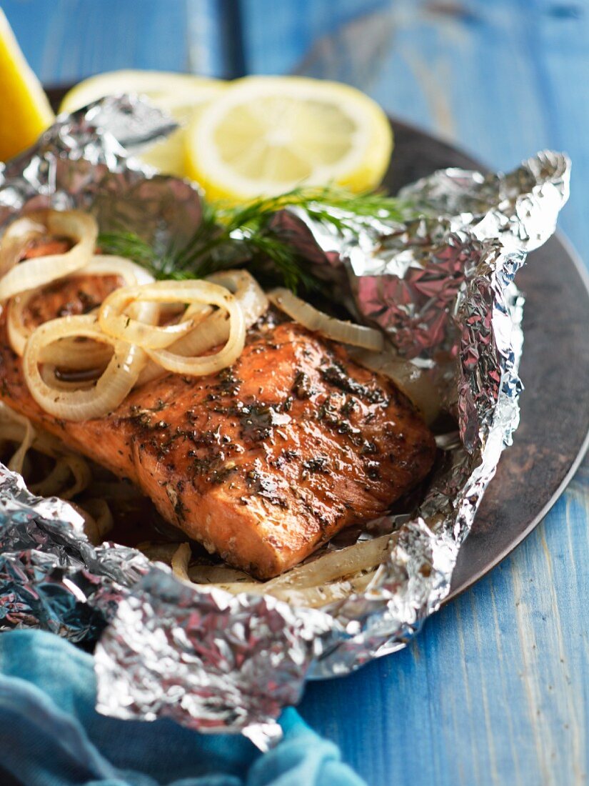 Alaskan Salmon Grilled with Onions in a Foil Packet