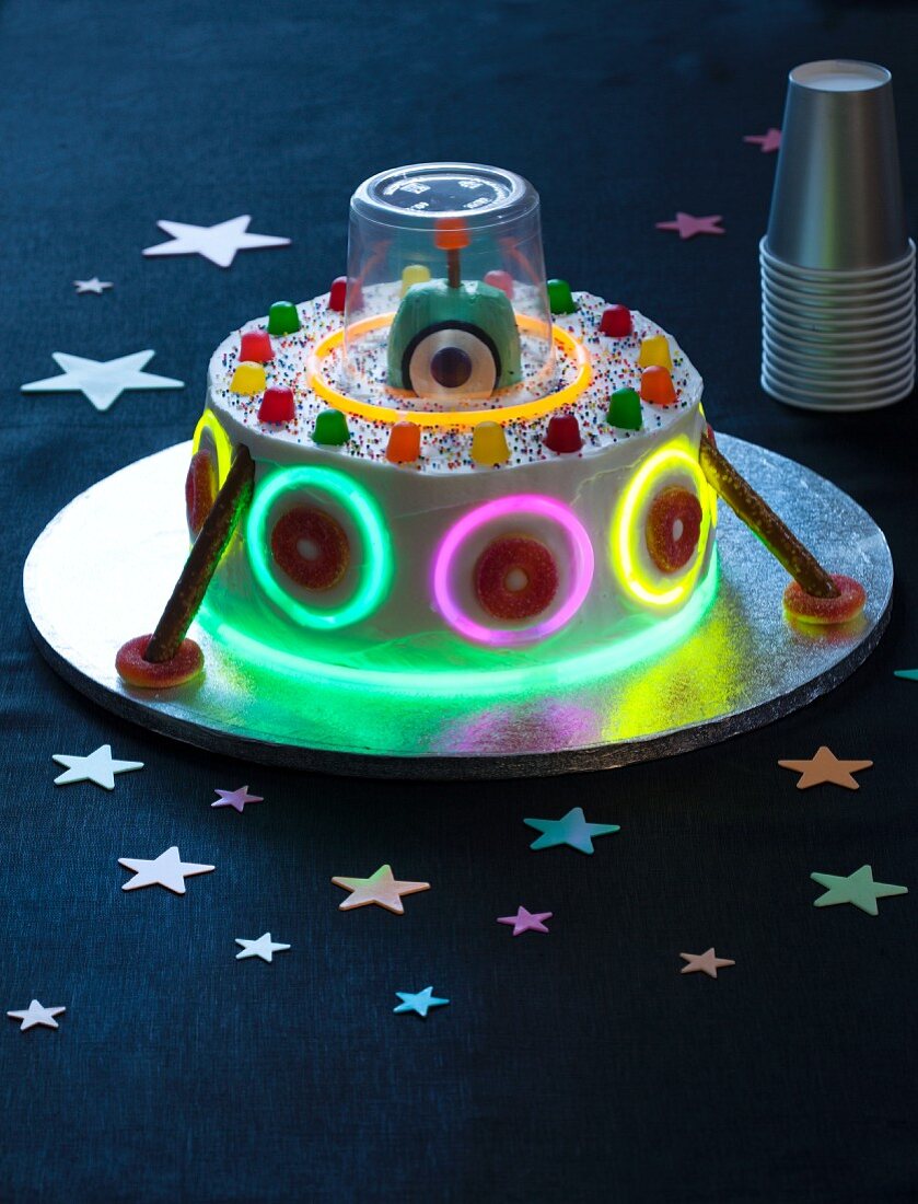 UFO-Kuchen für die Kinderparty