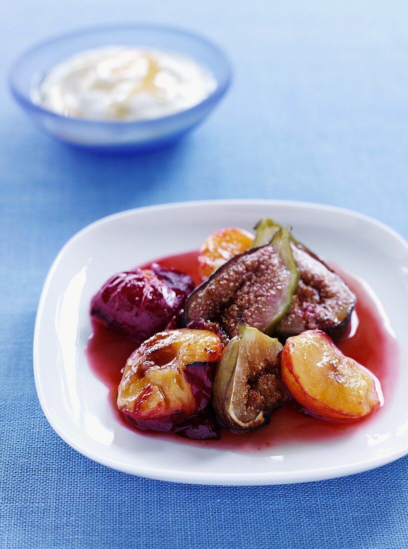 Compote with figs and peaches
